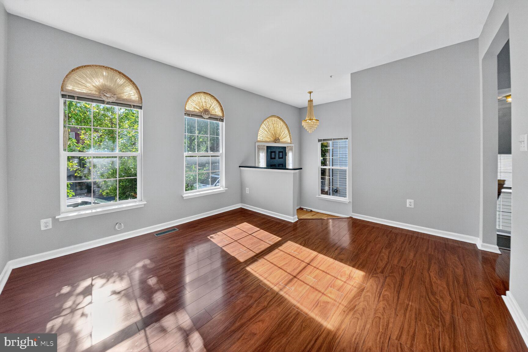 13417 Rising Sun Lane Germantown, MD 20874 - Photo 3 of 37