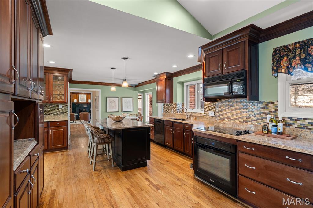 1855 Ironstone Road Des Peres, MO 63131 - Photo 11 of 42