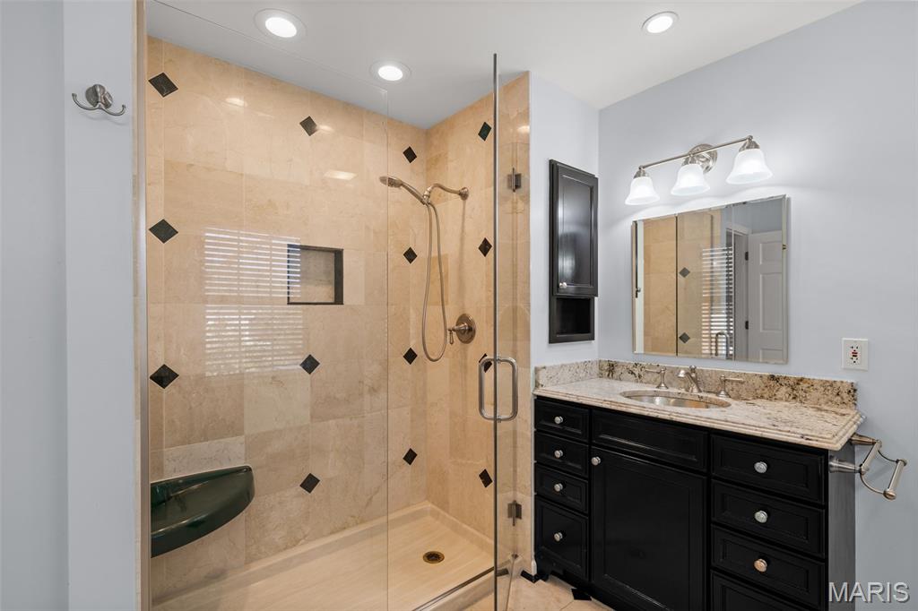 1855 Ironstone Road Des Peres, MO 63131 - Photo 26 of 42