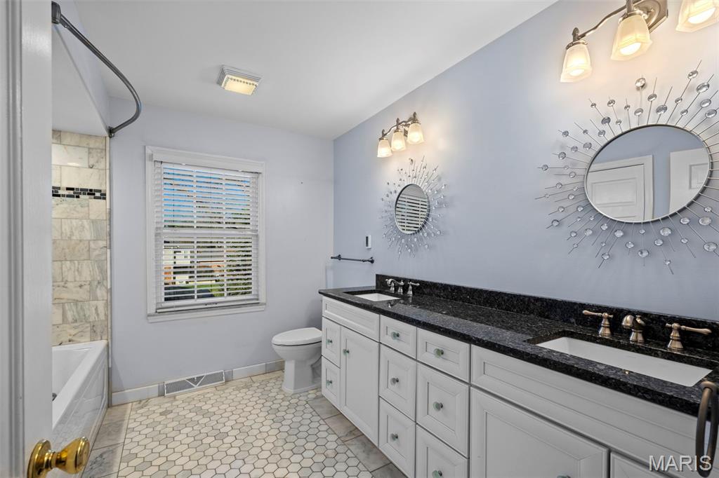 1855 Ironstone Road Des Peres, MO 63131 - Photo 32 of 42