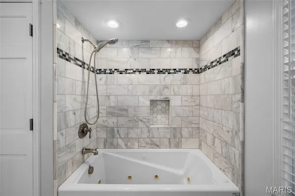 $1,249,900 | 1855 Ironstone Road, Des Peres, MO 63131