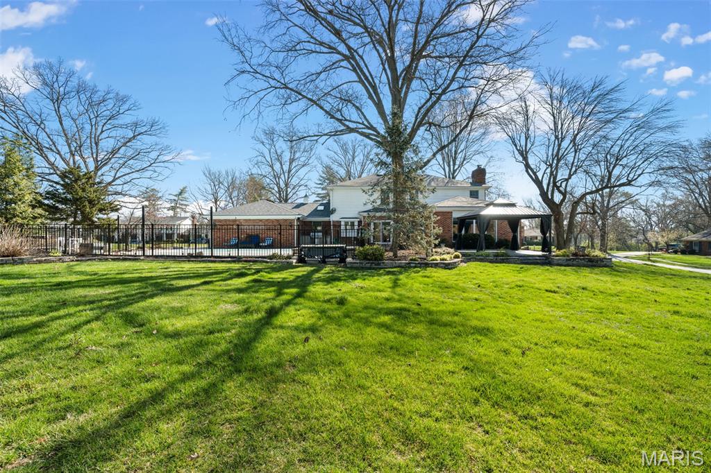 1855 Ironstone Road Des Peres, MO 63131 - Photo 43 of 44