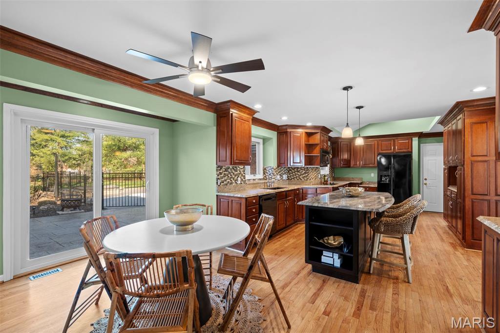 1855 Ironstone Road Des Peres, MO 63131 - Photo 10 of 42