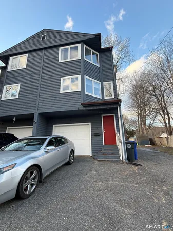 $1,950 | 19 Wadhams Avenue, Torrington, CT 06790