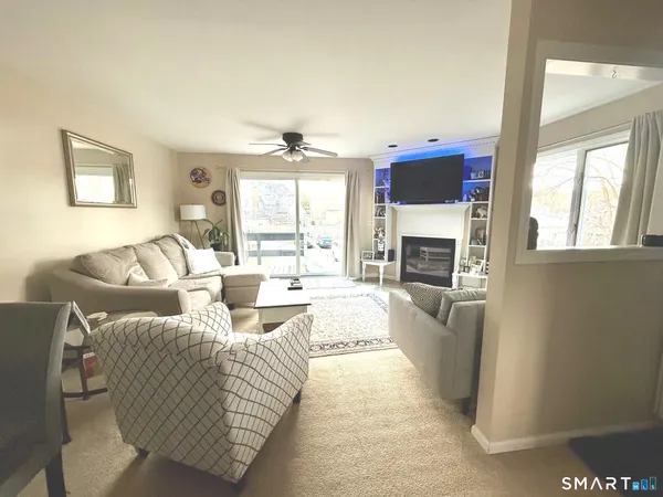 $1,950 | 19 Wadhams Avenue, Torrington, CT 06790