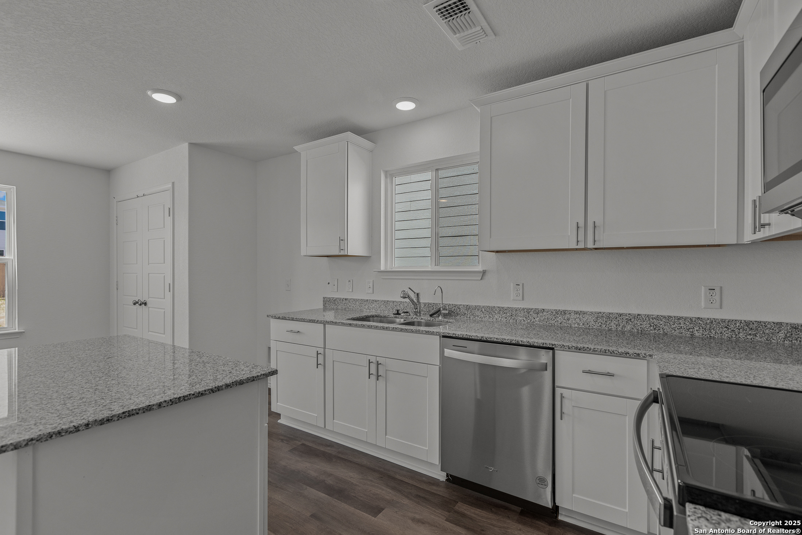 4053 Bermuda Lane Seguin, TX 78155 - Photo 14 of 28