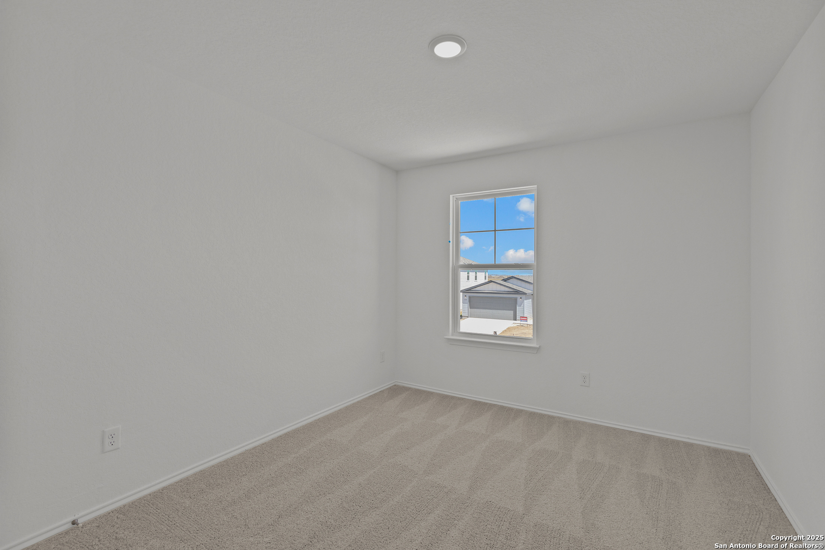 4053 Bermuda Lane Seguin, TX 78155 - Photo 4 of 28