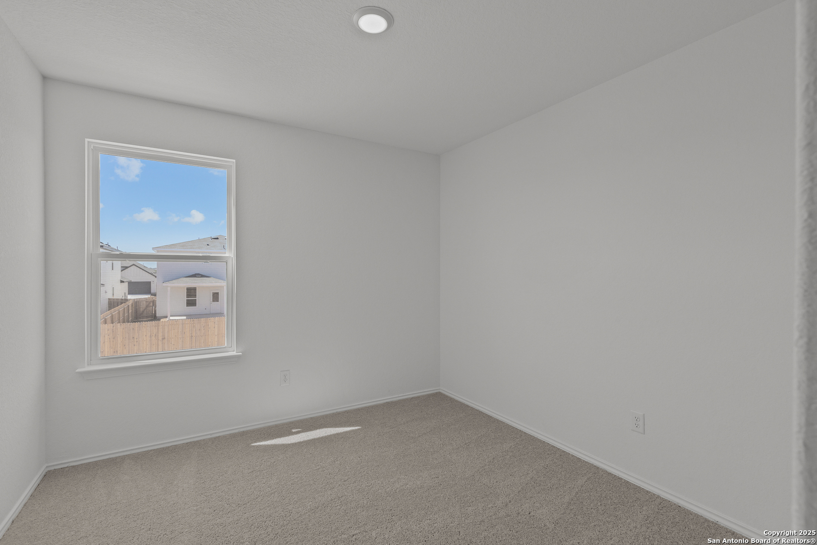 4053 Bermuda Lane Seguin, TX 78155 - Photo 5 of 28