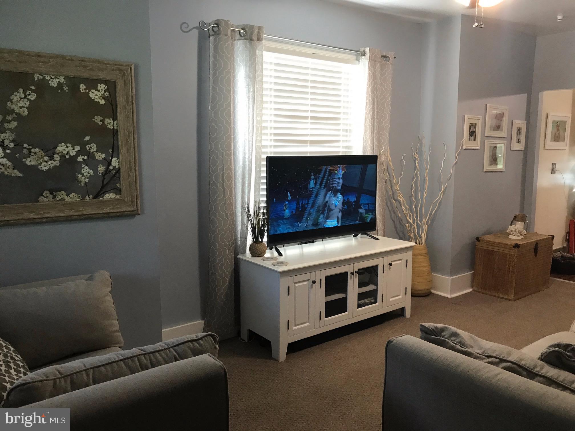 26199 Mead Road Federalsburg, MD 21632 - Photo 6 of 29 Living Room