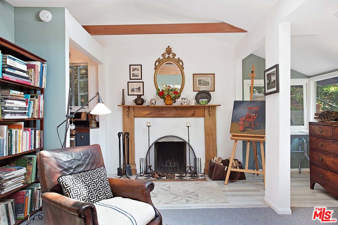 21487 Encina Road Topanga, CA 90290 - Photo 7 of 54 Gallery Image 7