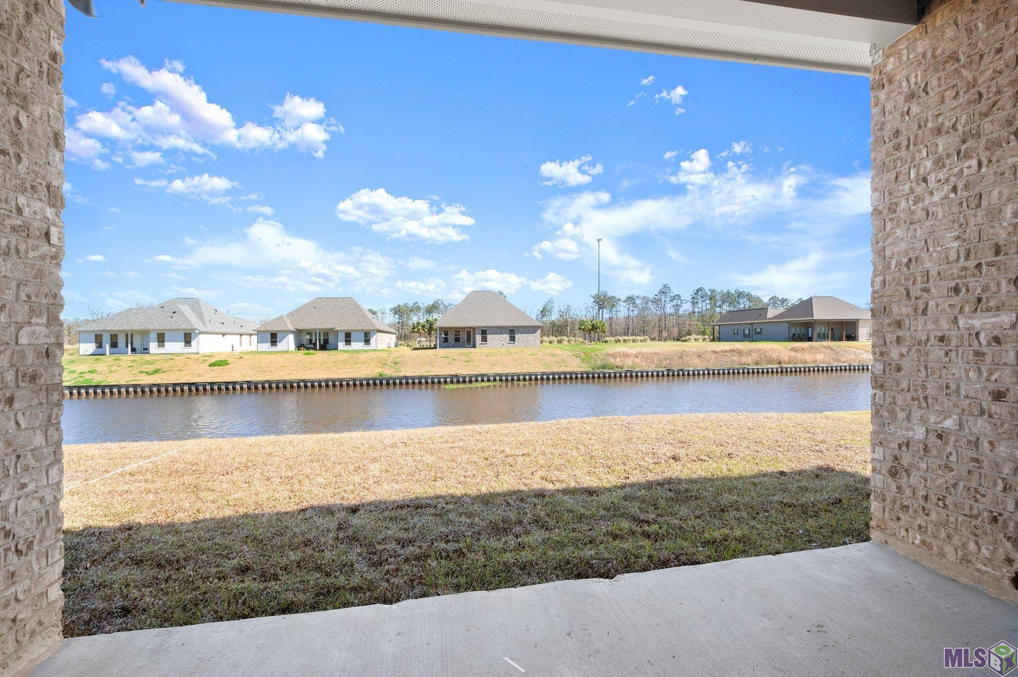 21494 Yellow Fin Drive Springfield, LA 70462 - Photo 29 of 33