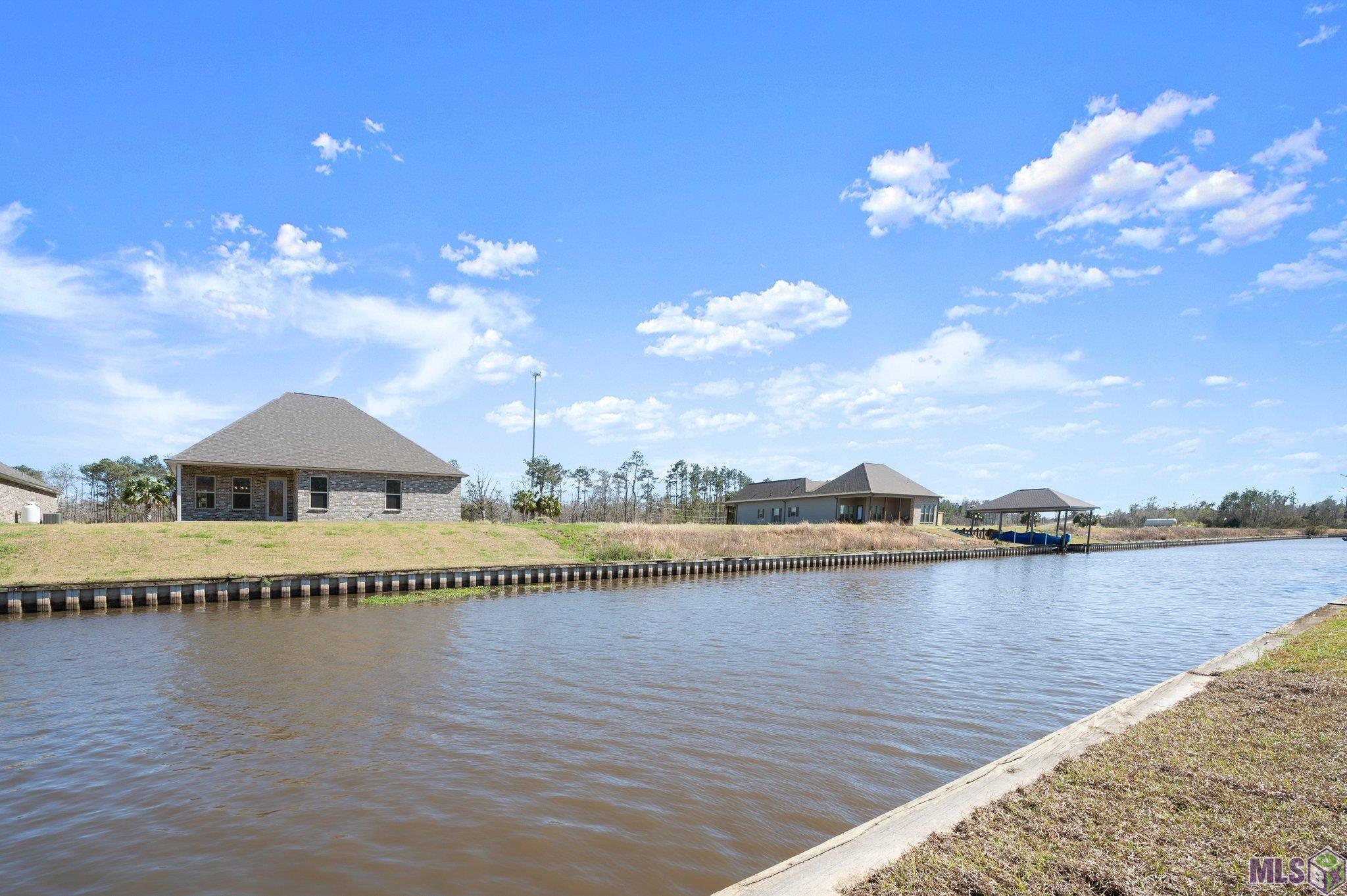 21494 Yellow Fin Drive Springfield, LA 70462 - Photo 31 of 33