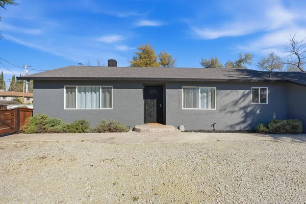 $345,000 | 890 Parsons Drive, Redding, CA 96002