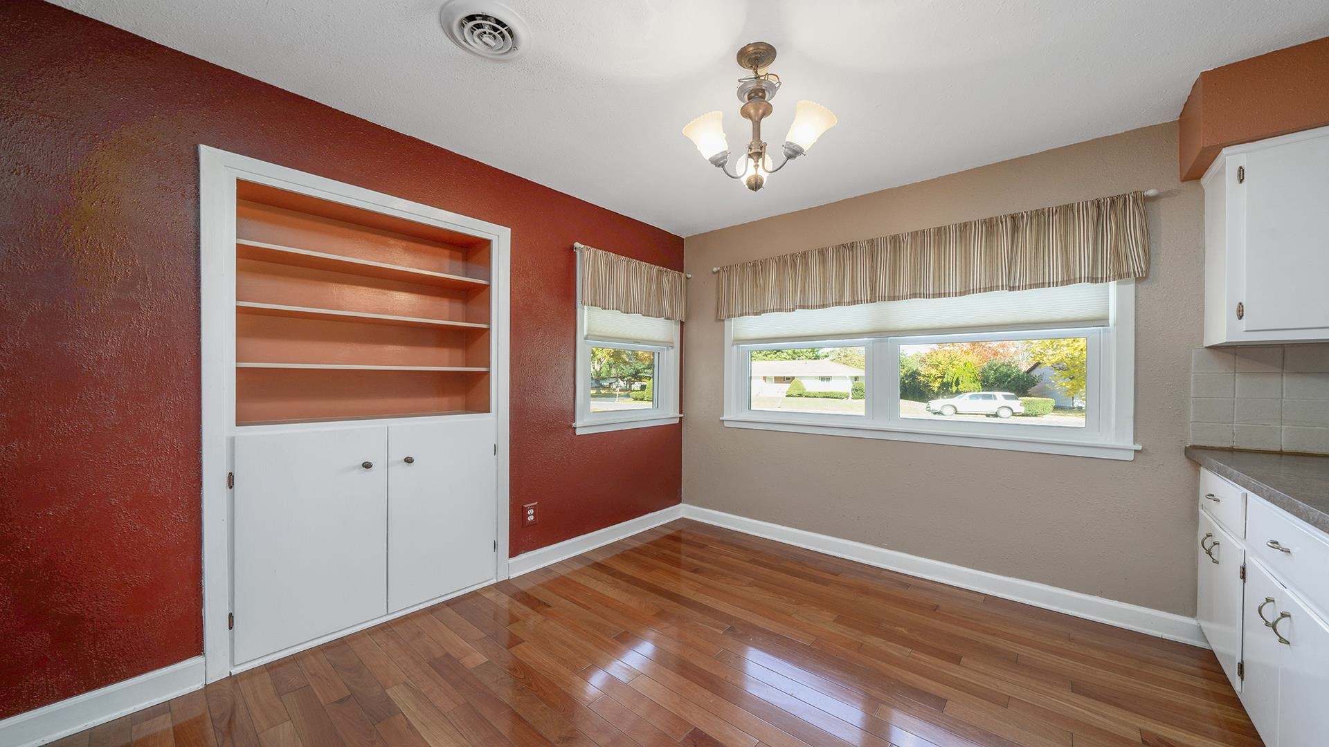 295 West Margaret Fuller Road Oregon, IL 61061 - Photo 13 of 45 Gallery Image 13