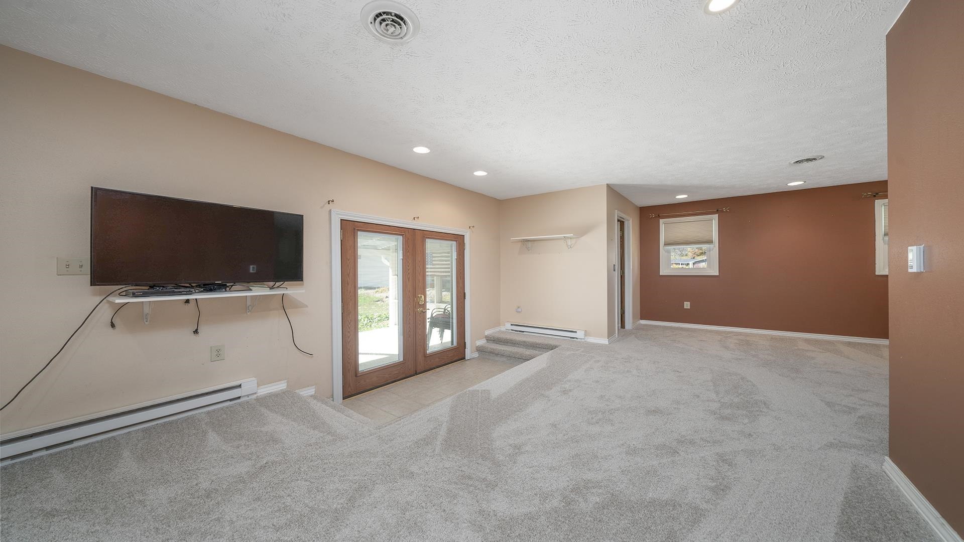 295 West Margaret Fuller Road Oregon, IL 61061 - Photo 16 of 45 Gallery Image 16