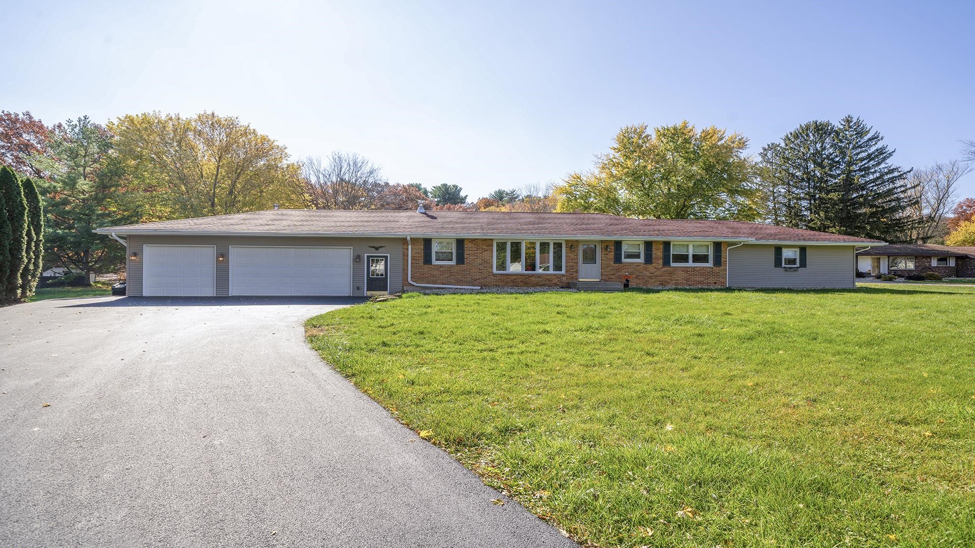 295 West Margaret Fuller Road Oregon, IL 61061 - Photo 2 of 45 Gallery Image 2