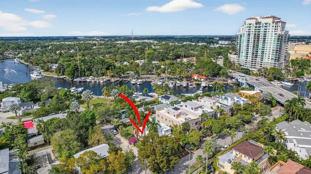 $1,950 | 501 Southwest 5th Street, Unit 13, Fort Lauderdale, FL 33315