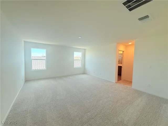 $2,500 | 6616 Bowery Street, Las Vegas, NV 89148