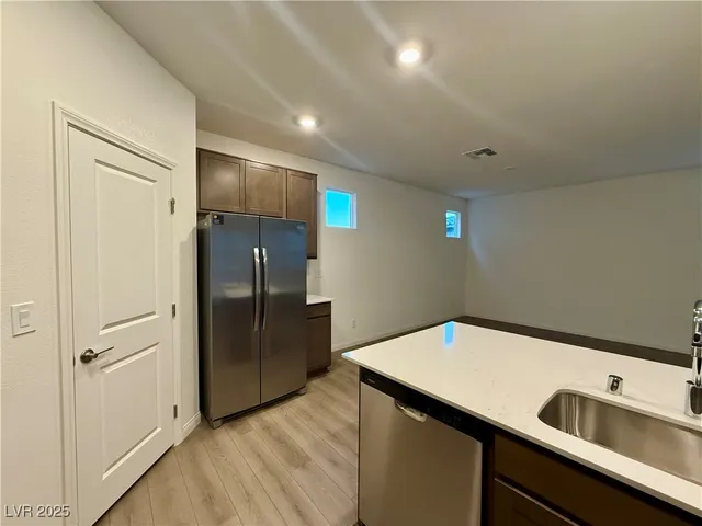 $2,500 | 6616 Bowery Street, Las Vegas, NV 89148