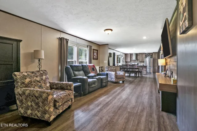 $757,900 | 1638 Ryan Road, Crossville, TN 38571