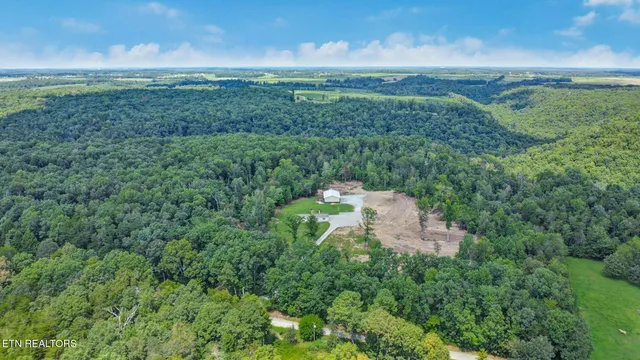 $757,900 | 1638 Ryan Road, Crossville, TN 38571