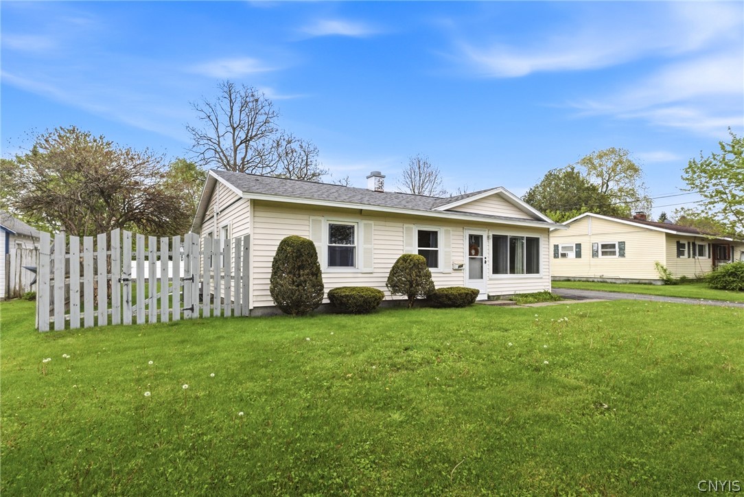 932 West Thomas Street Rome, NY 13440 - Photo 2 of 23