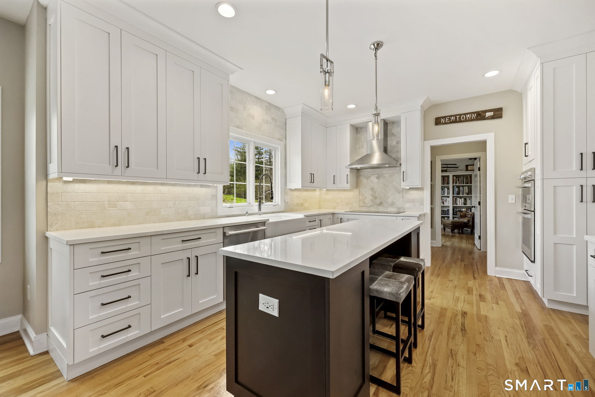 52 Butterfield Road Newtown, CT 06470 - Photo 13 of 40