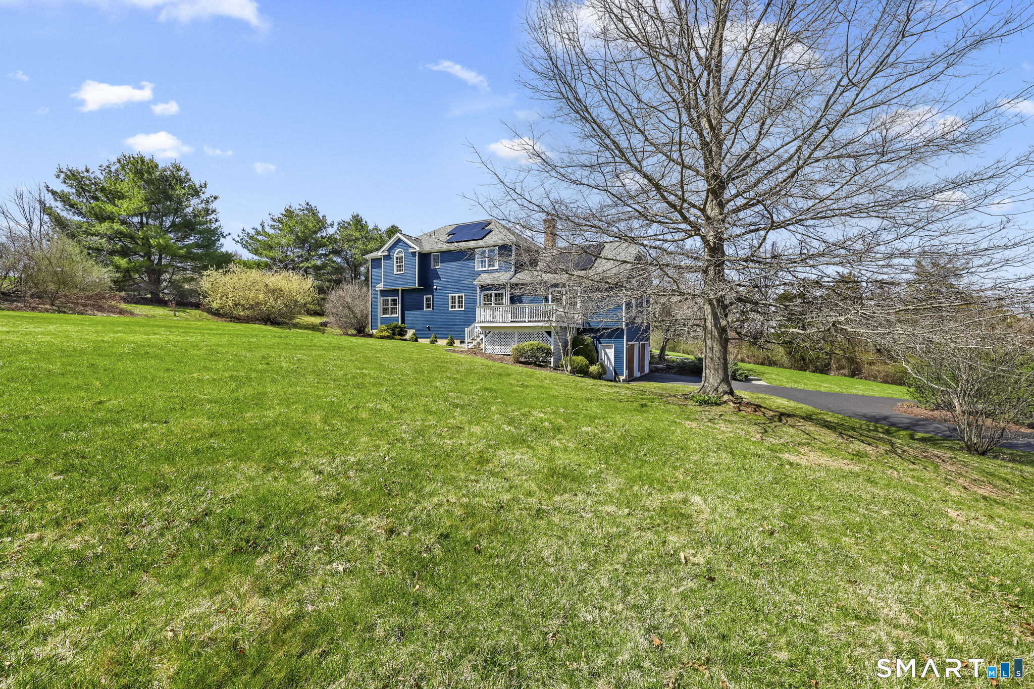 52 Butterfield Road Newtown, CT 06470 - Photo 33 of 40