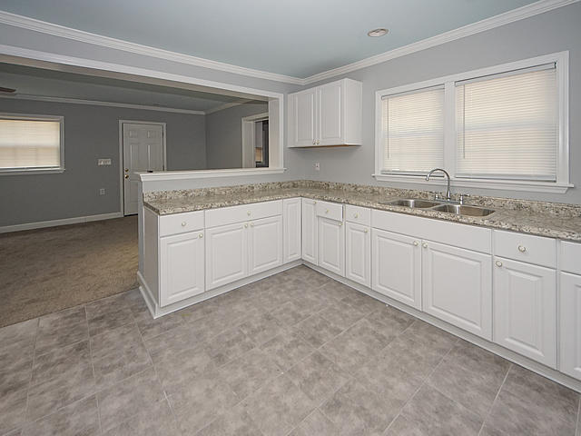 423 Rigby Street Reevesville, SC 29471 - Photo 6 of 35 11