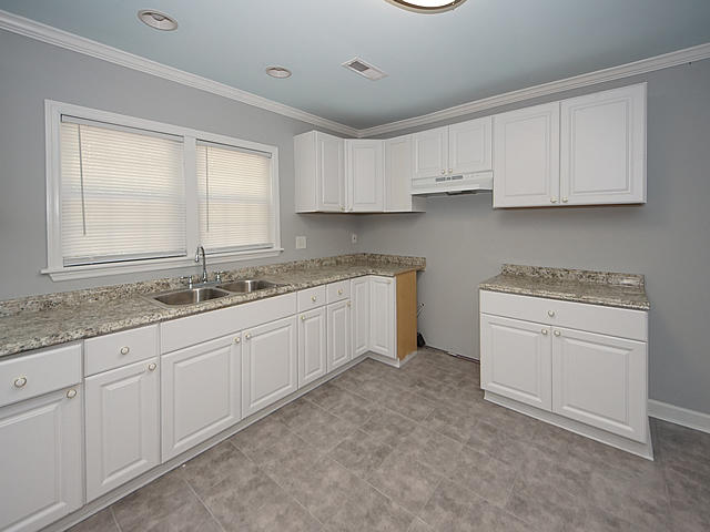 423 Rigby Street Reevesville, SC 29471 - Photo 7 of 35 12