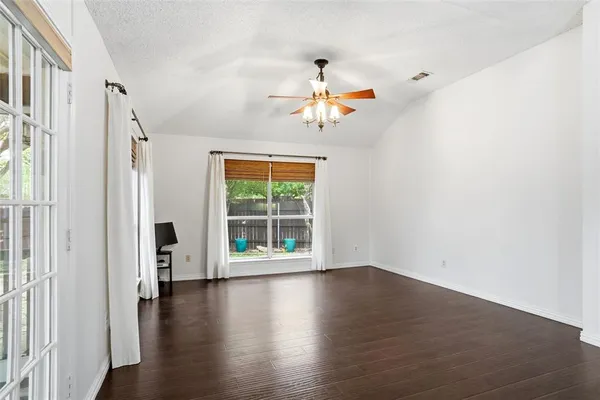 $2,400 | 6732 Mantissa Drive, Plano, TX 75023