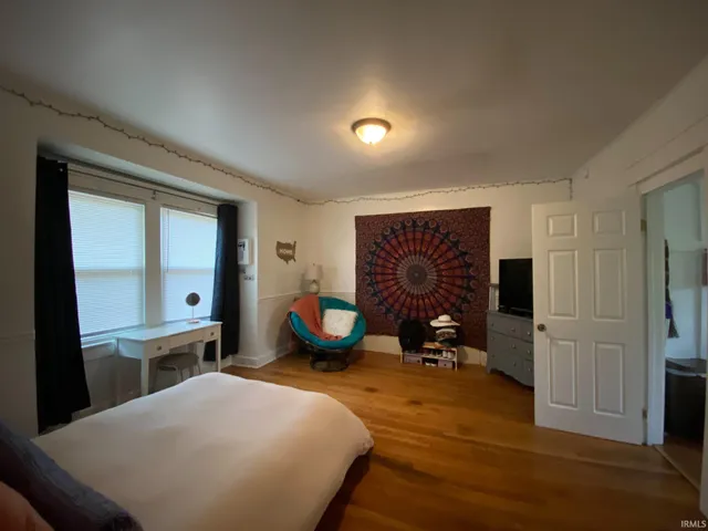 $2,700 | 315 East University Street, Bloomington, IN 47401