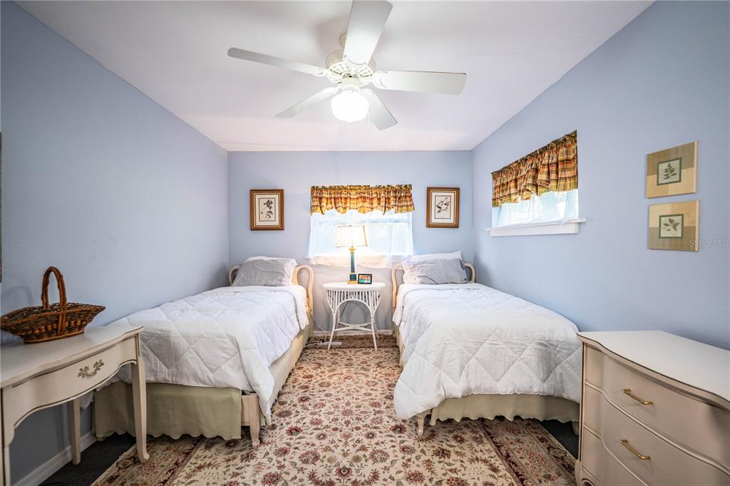 1702 North Scenic Highway Babson Park, FL 33827 - Photo 45 of 46 a bedroom with 2 bed and a window