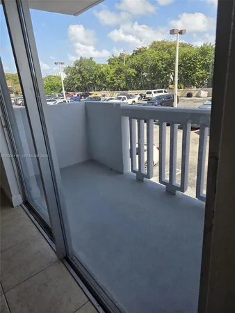 $1,750 | 1800 Sans Souci Boulevard, Unit 217, North Miami, FL 33181
