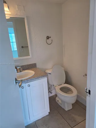 $1,750 | 1800 Sans Souci Boulevard, Unit 217, North Miami, FL 33181