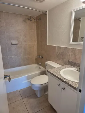$1,750 | 1800 Sans Souci Boulevard, Unit 217, North Miami, FL 33181