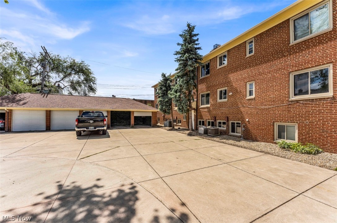 5235 State Road, Unit 3 Parma, OH 44134 - Photo 2 of 20