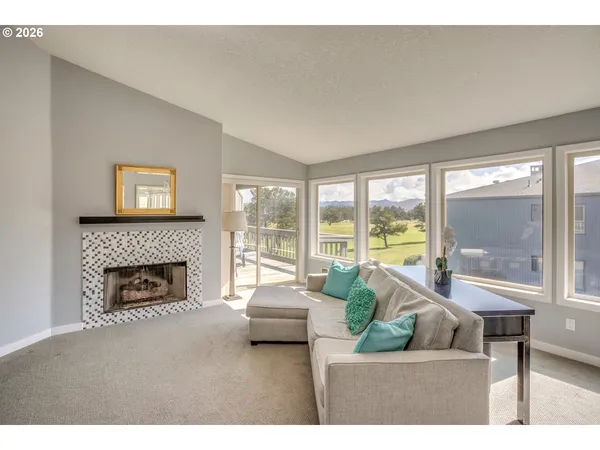 $445,000 | 1987 Gearhart Green Drive, Unit 702, Gearhart, OR 97138