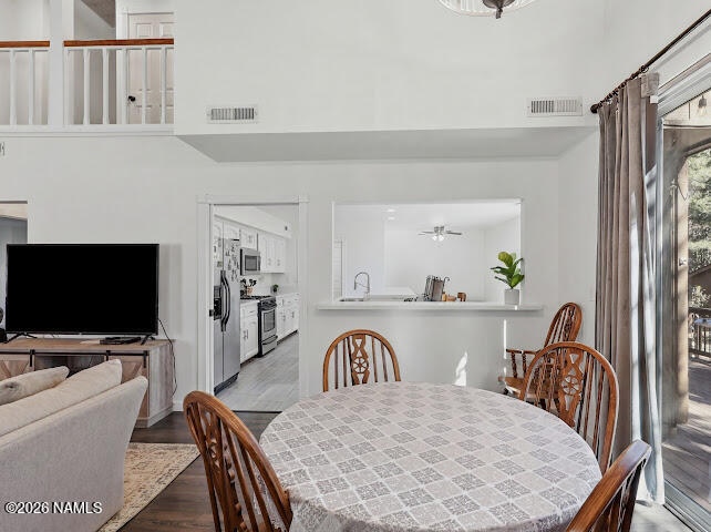 2063 North Rain Tree Road Flagstaff, AZ 86004 - Photo 10 of 40 UPDATED PAINT 06/26