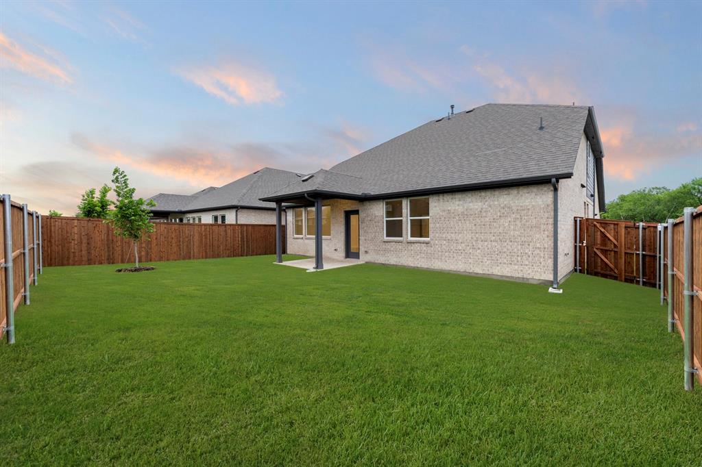 2223 River Bend Road Royse City, TX 75189 - Photo 26 of 39 28. 2223 Riverbend - Back (2)