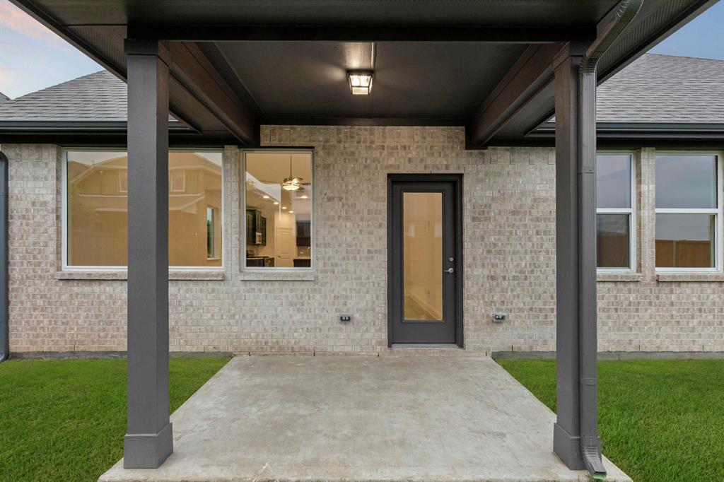 2223 River Bend Road Royse City, TX 75189 - Photo 28 of 39 26. 2223 Riverbend - Patio