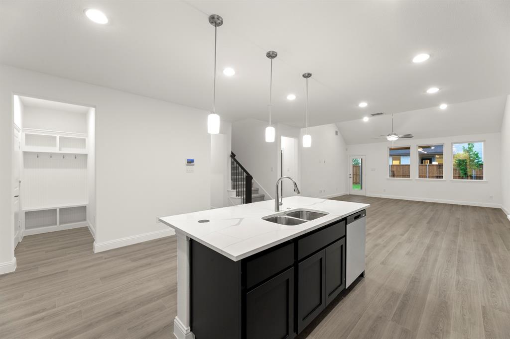 2223 River Bend Road Royse City, TX 75189 - Photo 6 of 39 08. 2223 Riverbend - Kitchen (4)