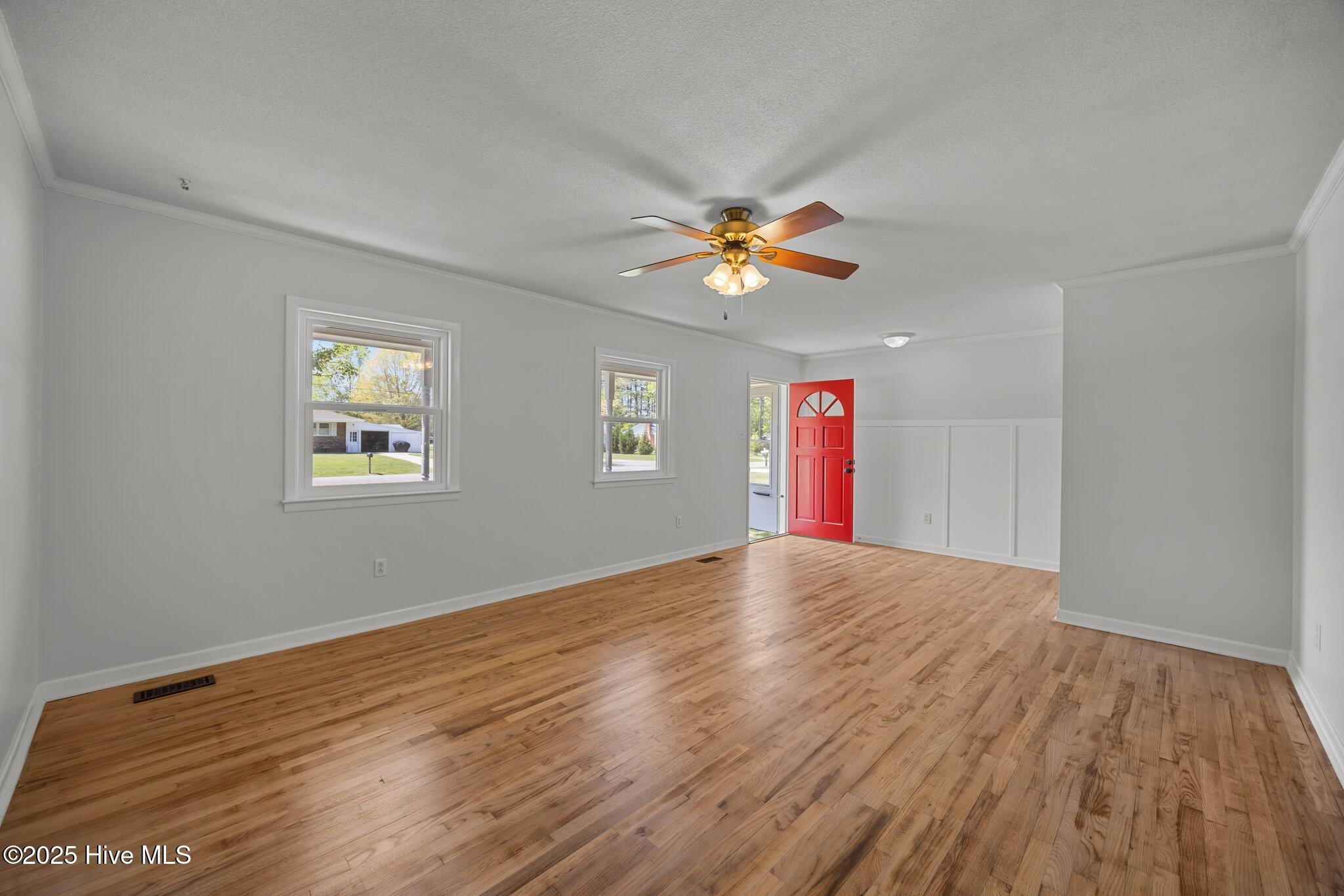 21 Edith Drive Jacksonville, NC 28540 - Photo 5 of 36 5-web-or-mls-21 Edith Dr. - Jacksonville