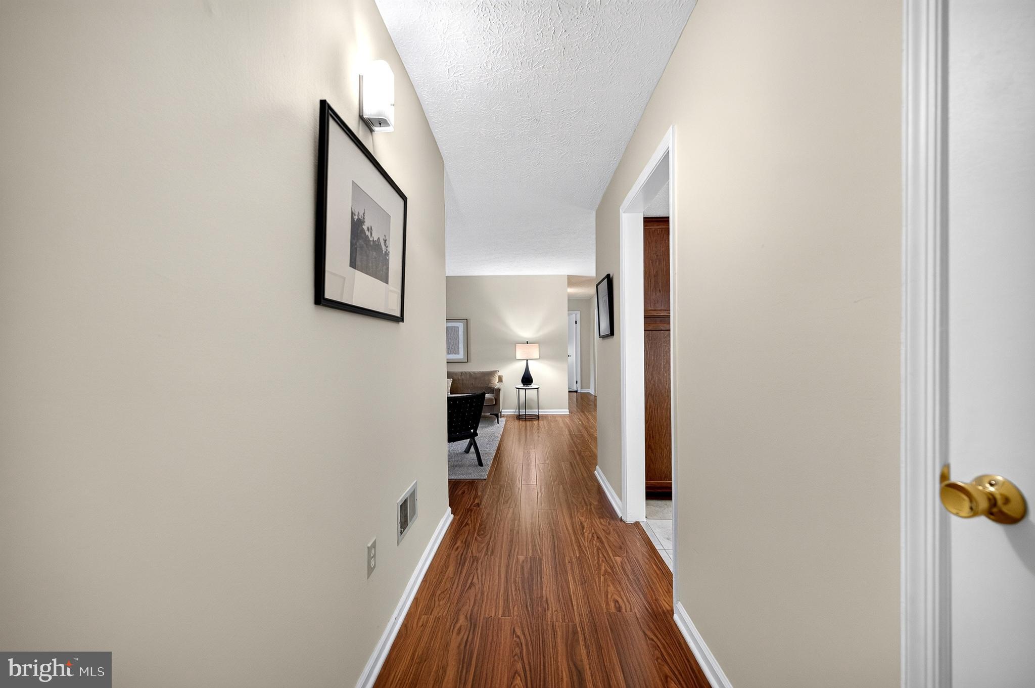 2316 Hunter's Run Drive Reston, VA 20191 - Photo 3 of 36 Gallery Image 3