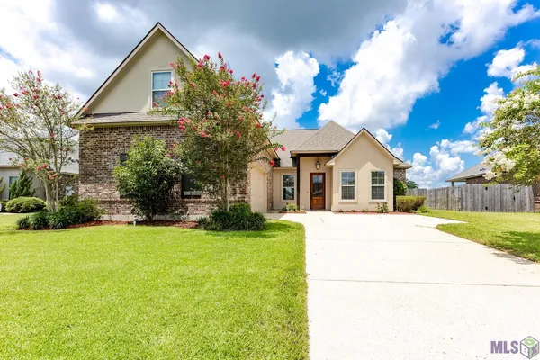 $495,000 | 16395 Pascal Drive, Prairieville, LA 70769