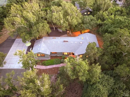$2,995,000 | 2120 Grove Street, Sonoma, CA 95476