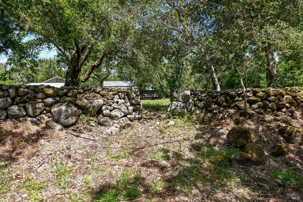 $2,995,000 | 2120 Grove Street, Sonoma, CA 95476