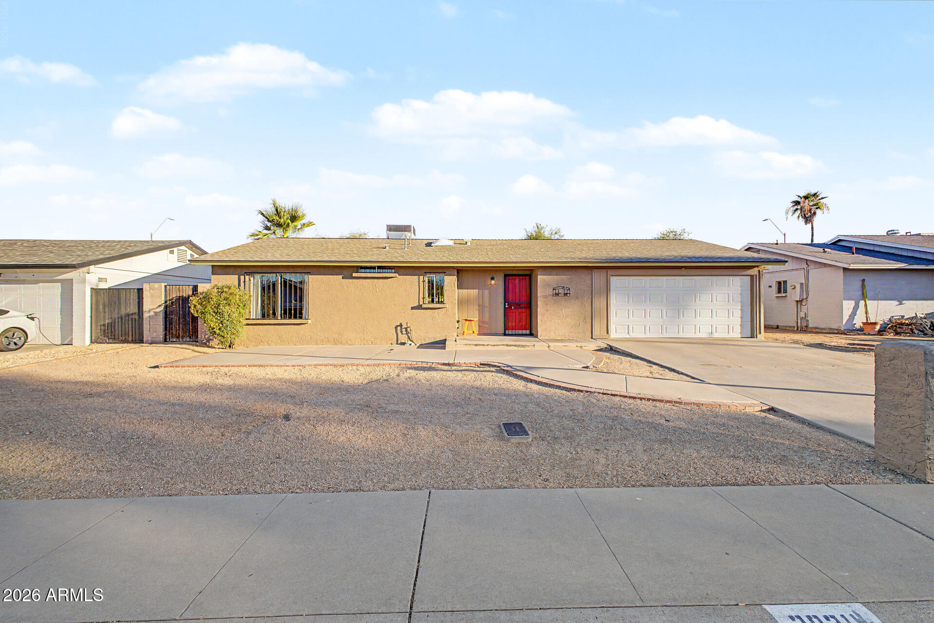 3821 East Wethersfield Road Phoenix, AZ 85032 - Photo 4 of 35 04 - Wethersfield