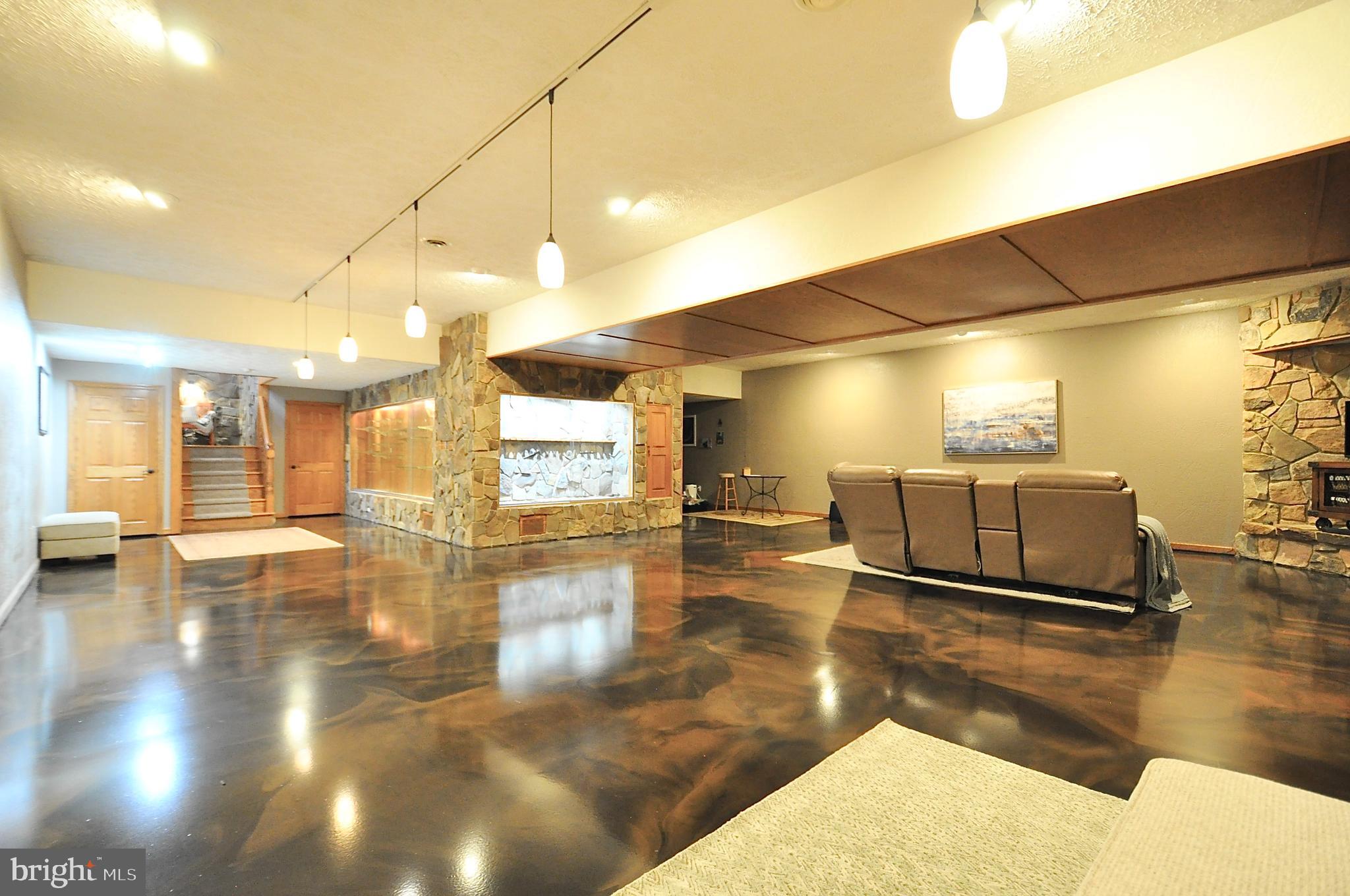 13370 South Eagle Valley Road Tyrone, PA 16686 - Photo 33 of 43 a view of a lobby with gym equipment