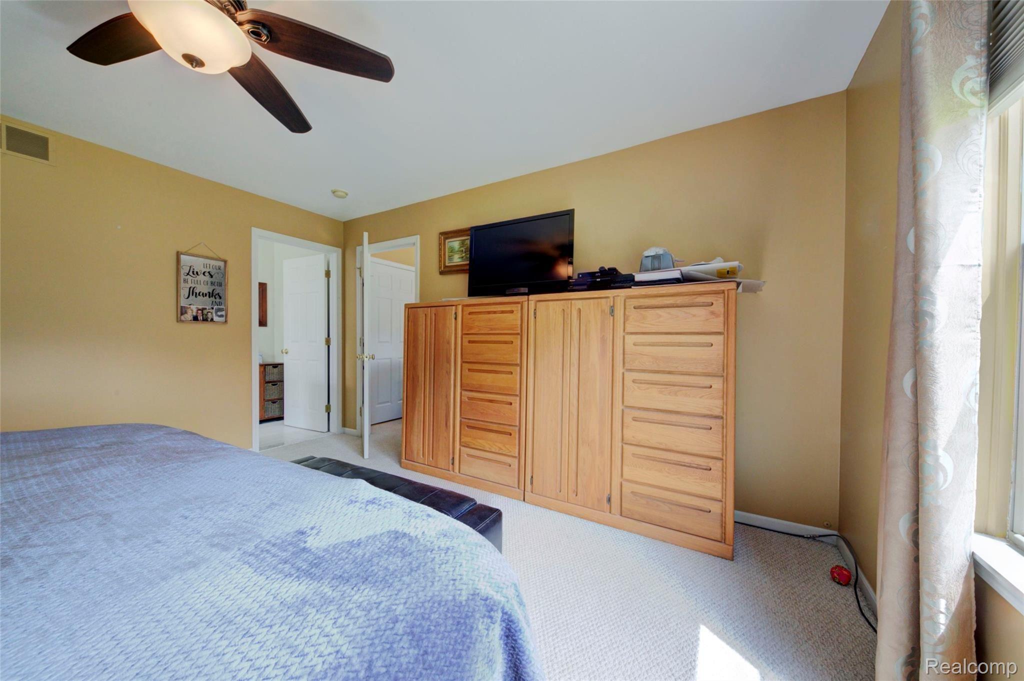 2501 Clivedon Road Howell, MI 48843 - Photo 30 of 74 4H8A3760_1_2.jpg
